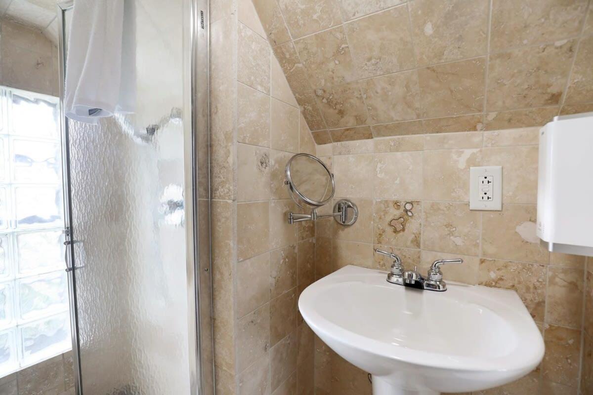 צ'רלסטון Revitalized Historical Southern Residence מראה חיצוני תמונה
