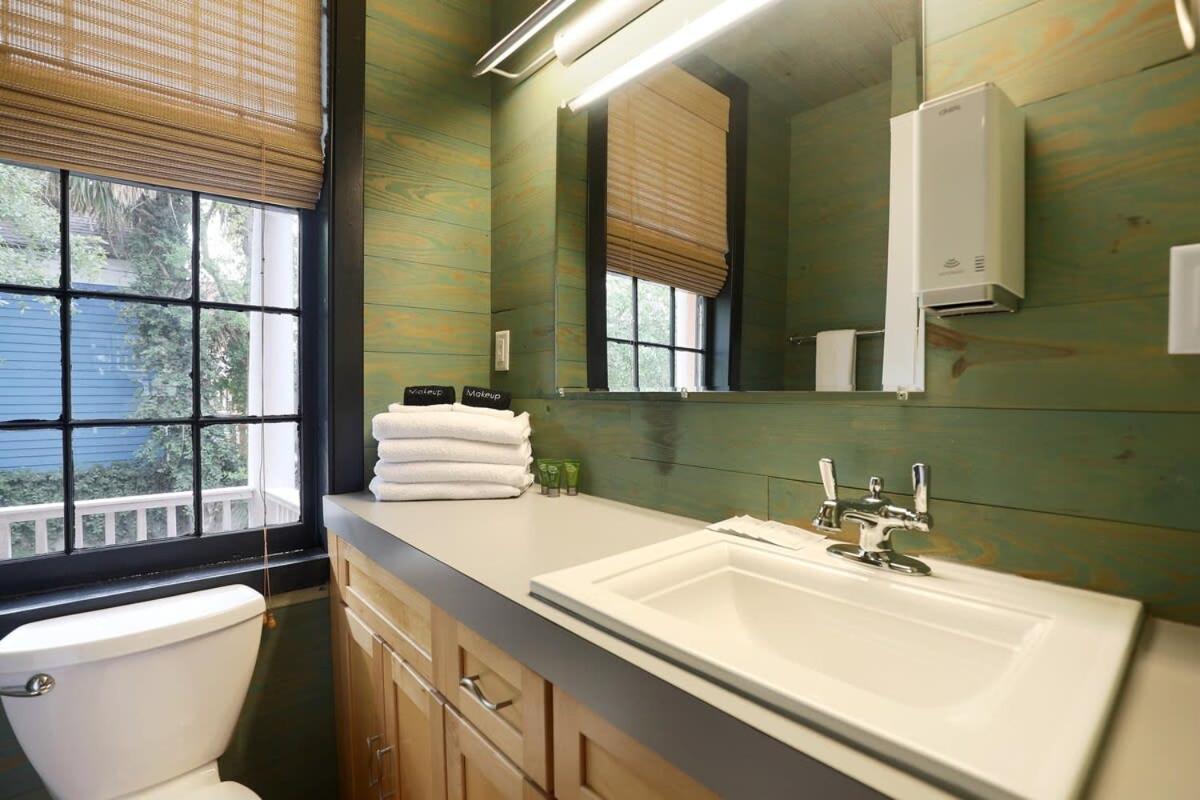צ'רלסטון Revitalized Historical Southern Residence מראה חיצוני תמונה